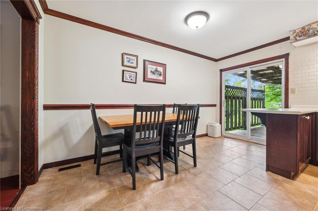 27 Sugar Maple Street Property Photo 9