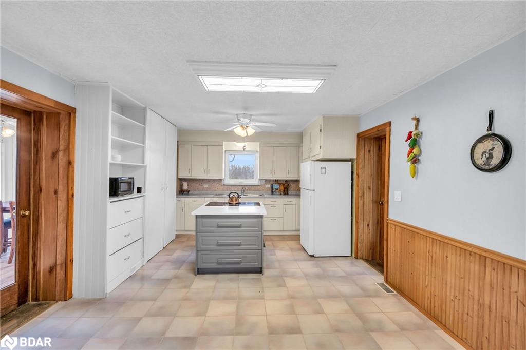 39 Day Drive Property Photo 9