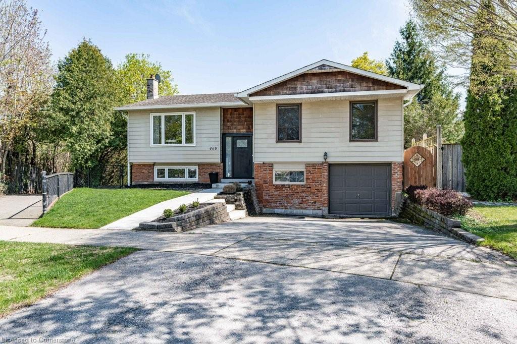 468 Sparling Crescent Property Photo 1