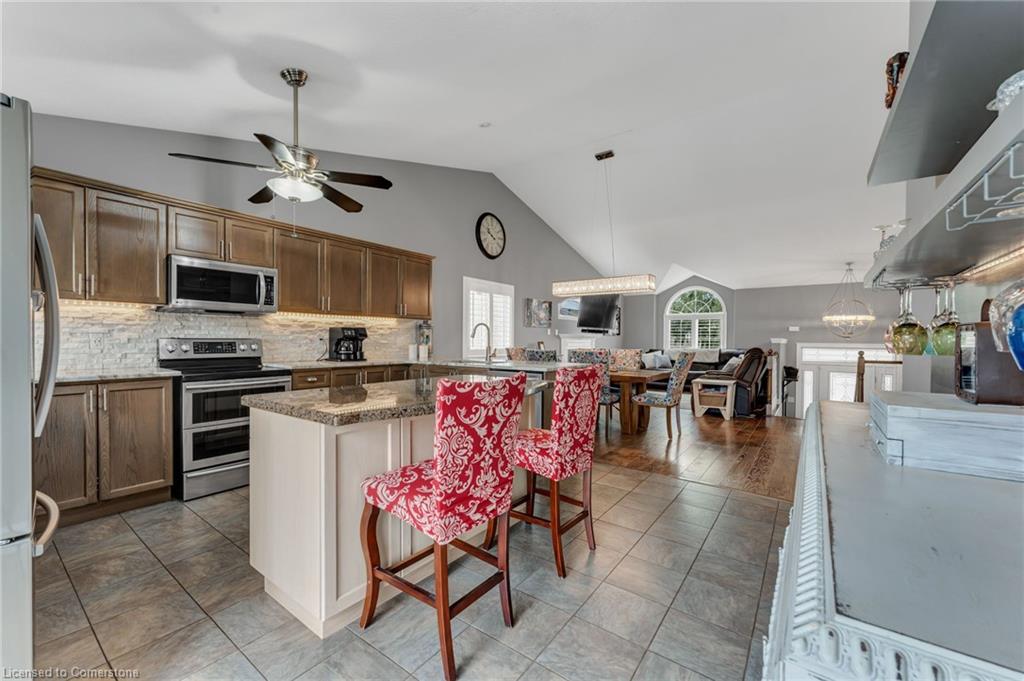 21 Cherry Avenue Property Photo 10