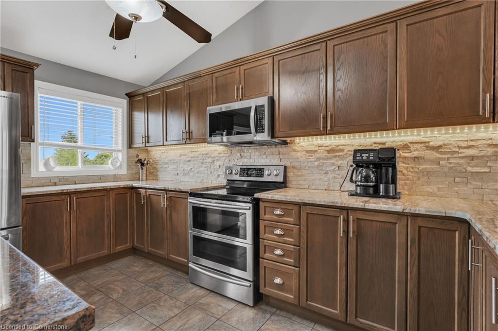 21 Cherry Avenue Property Photo 12