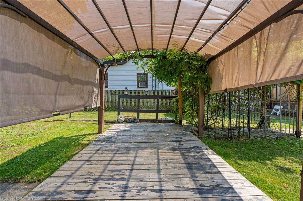 114 Davis Street Property Photo 28