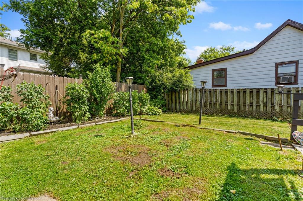 114 Davis Street Property Photo 29