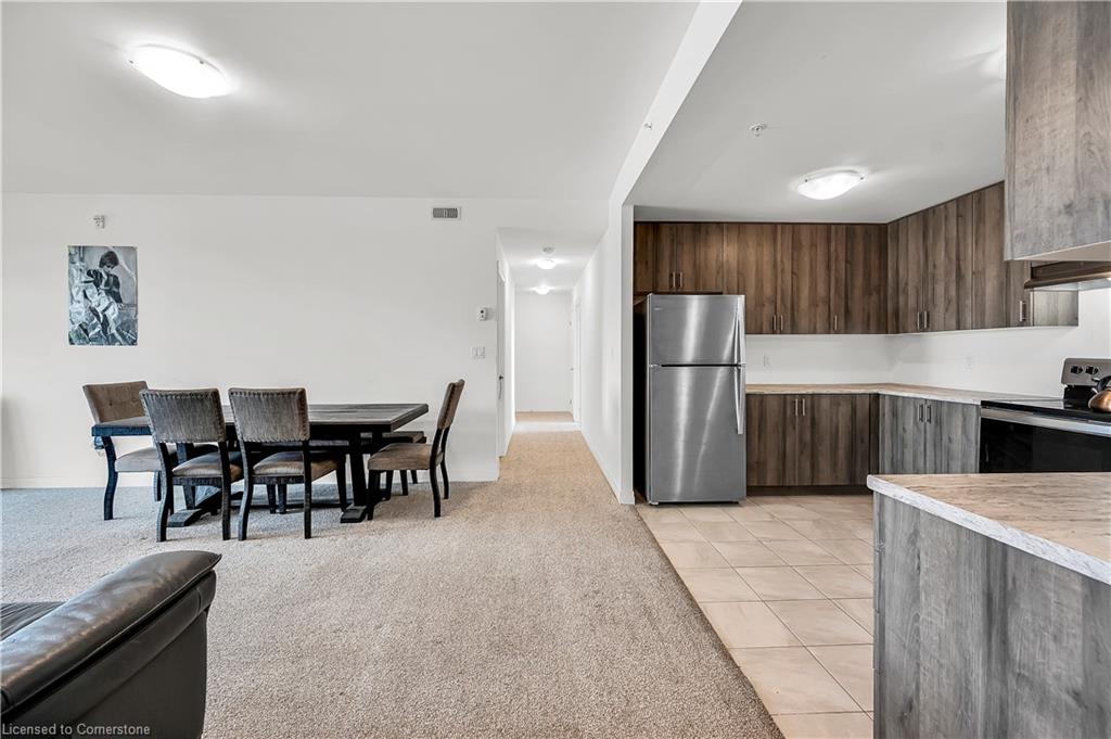 513-5 Hamilton Street N Property Photo 4