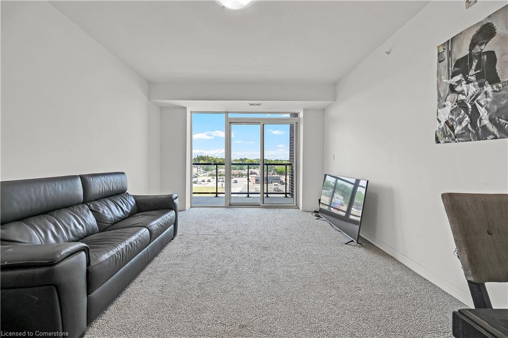 513-5 Hamilton Street N Property Photo 7