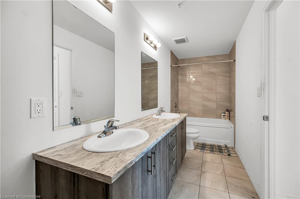 513-5 Hamilton Street N Property Photo 14