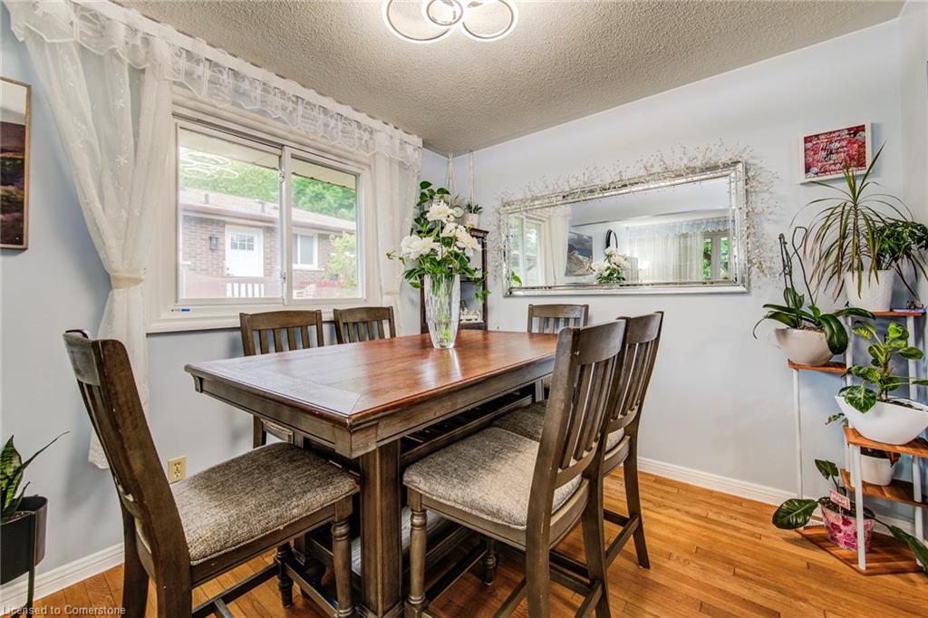 170 Martinglen Crescent Property Photo 13