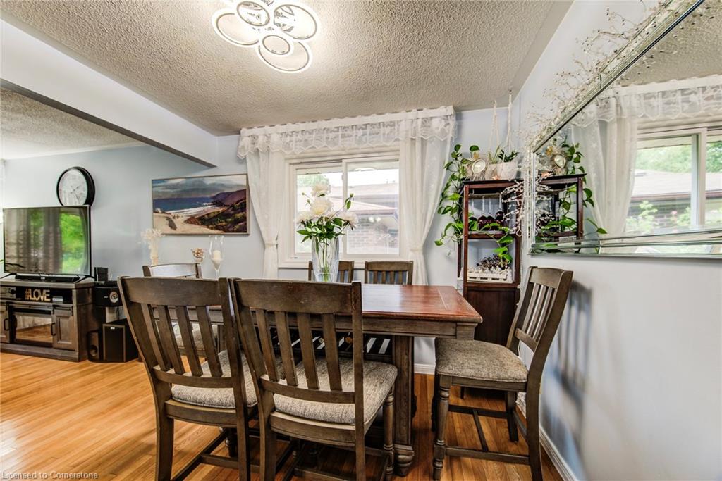 170 Martinglen Crescent Property Photo 14