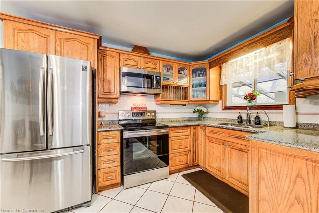 170 Martinglen Crescent Property Photo 18