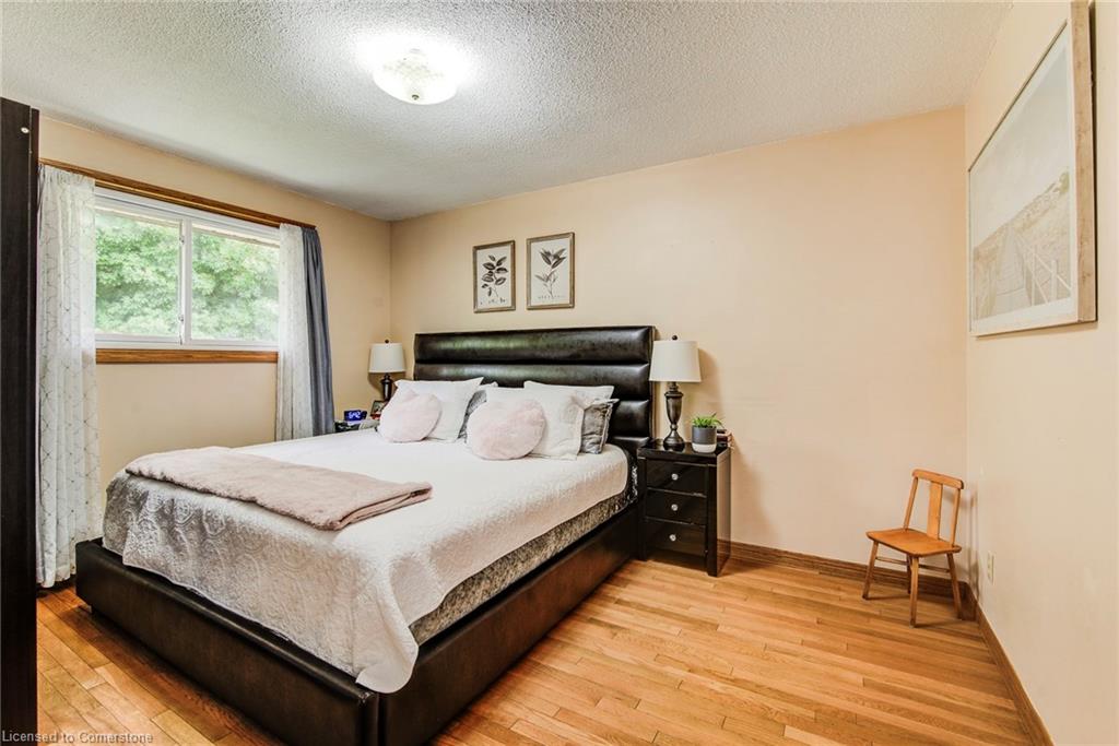 170 Martinglen Crescent Property Photo 22