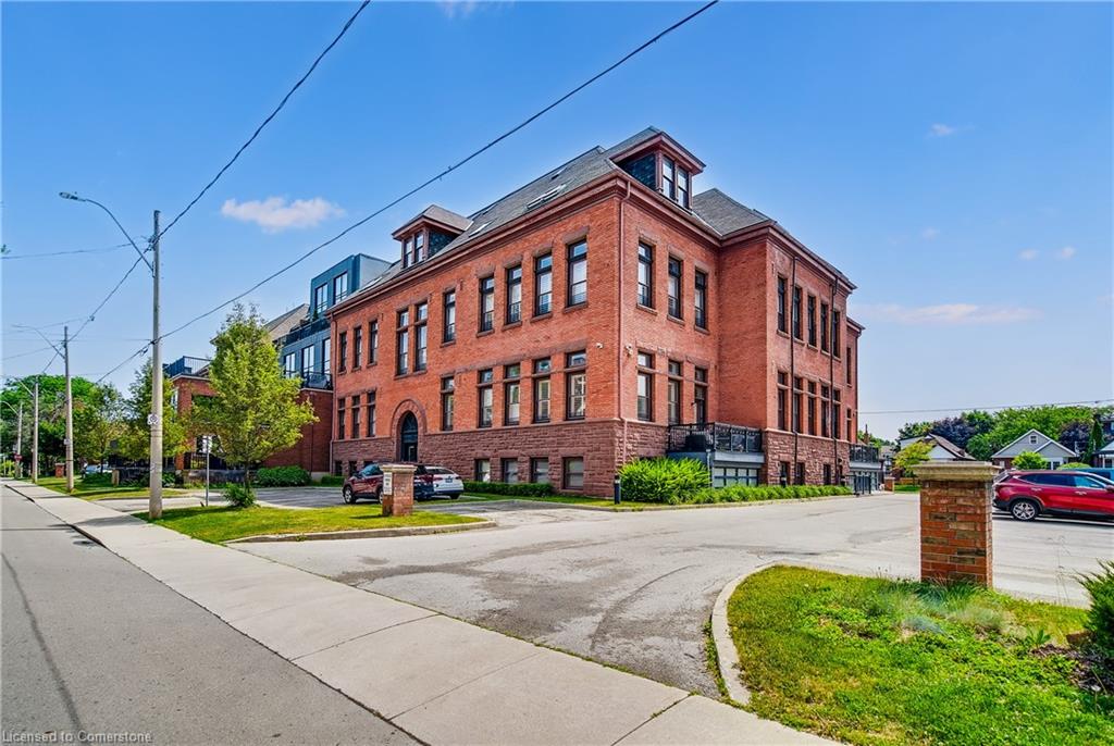 101-200 Stinson Street Property Photo 44