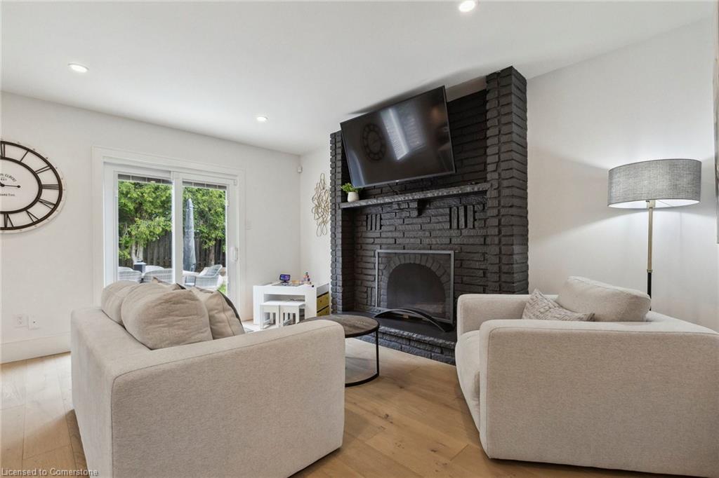 77 Imperial Road N Property Photo 10