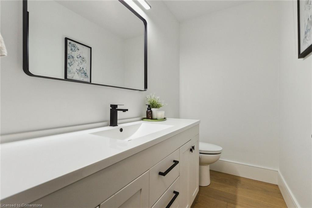 77 Imperial Road N Property Photo 11