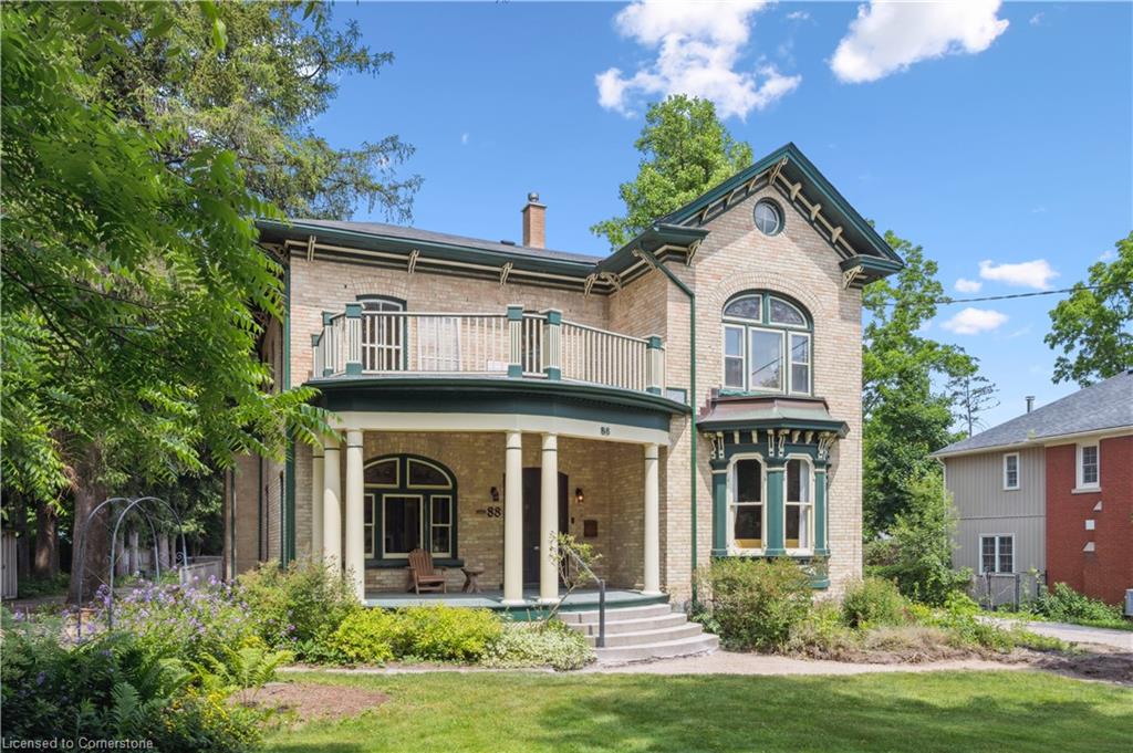 88 William Street W Property Photo 2