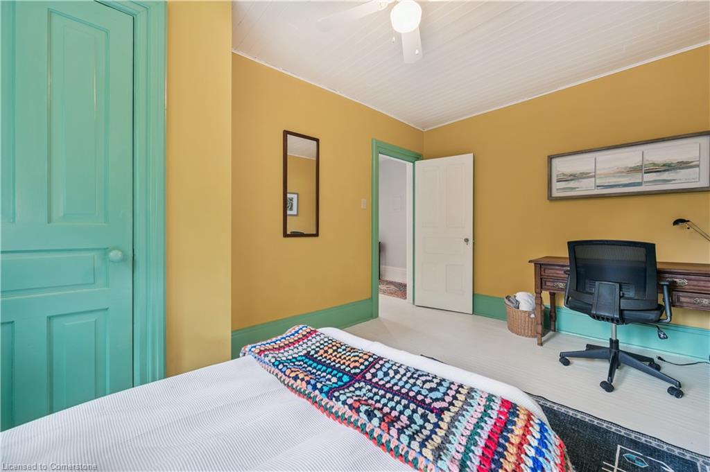 88 William Street W Property Photo 28