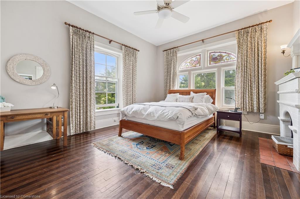 88 William Street W Property Photo 34