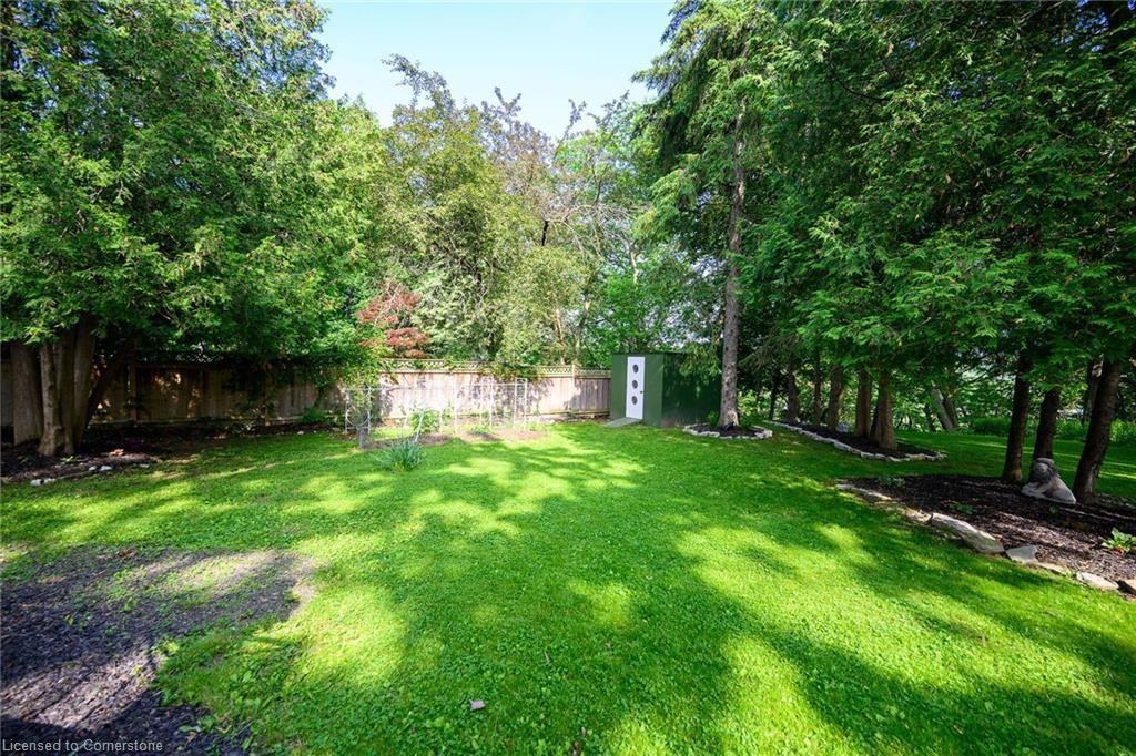 16 Freeland Court Property Photo 42
