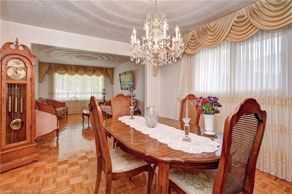7 Quaiser Street Property Photo 12