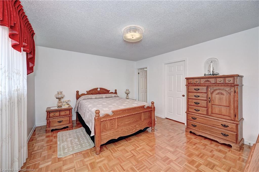 7 Quaiser Street Property Photo 30