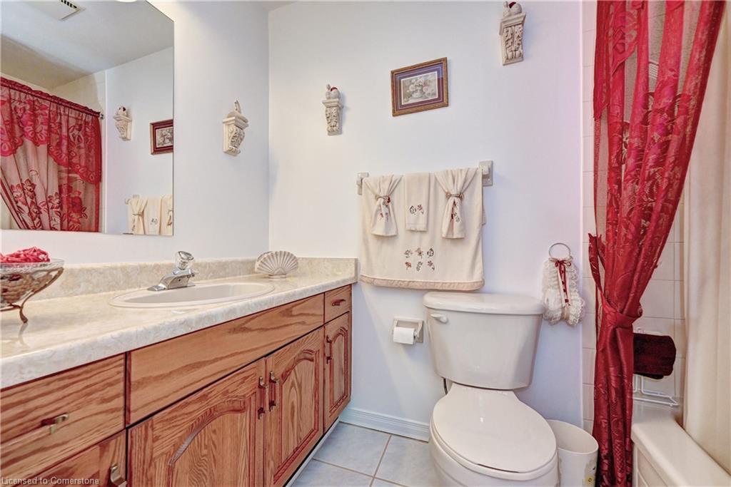 7 Quaiser Street Property Photo 36