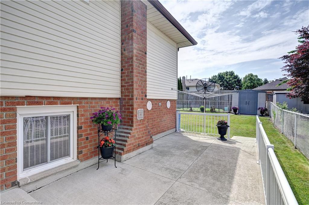 7 Quaiser Street Property Photo 40