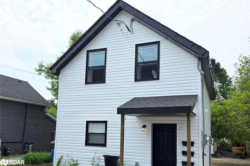 109 Albert Street S Property Photo 1