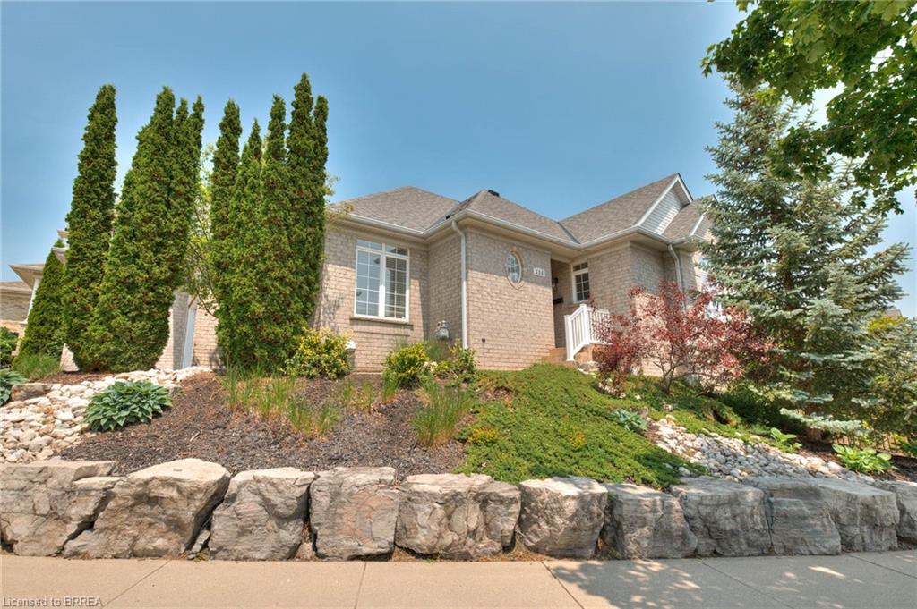 330 Pine Valley Drive Property Photo 1