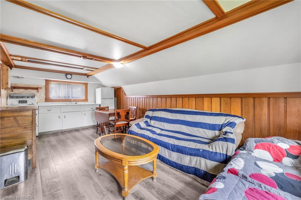 6 Patricia Street Property Photo 8