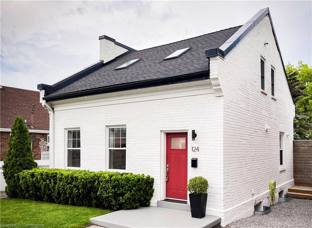 124 Locke Street N Property Photo 1