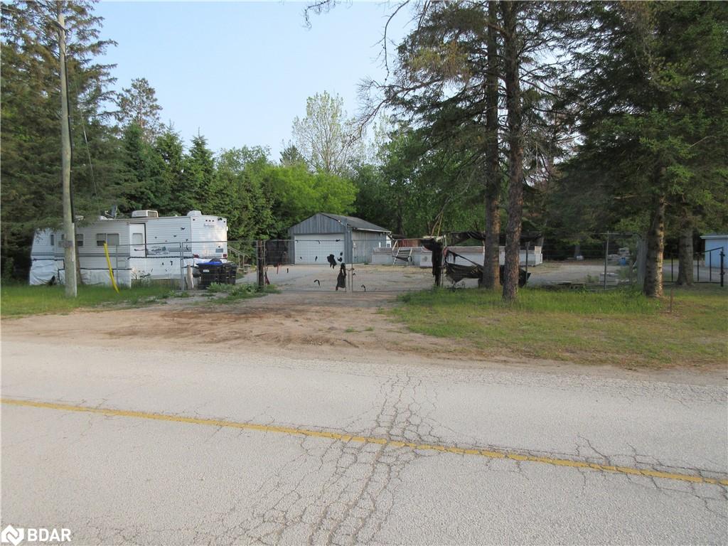 8240 Main Street Property Photo 1