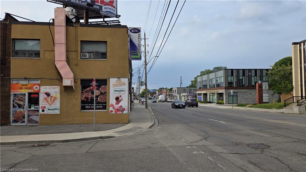 610 Upper James Street Property Photo 3