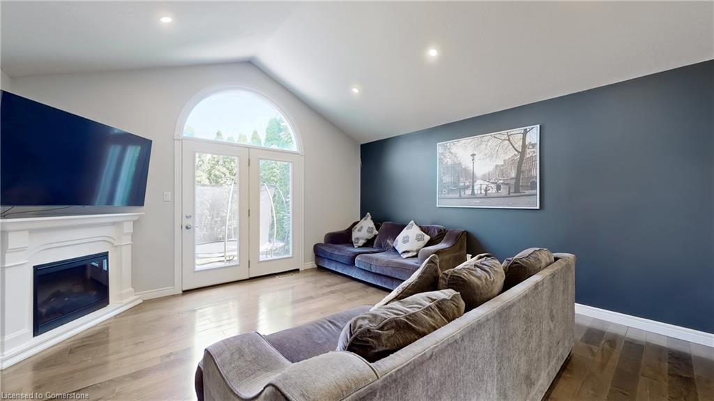 7 Vidal Court Property Photo 12