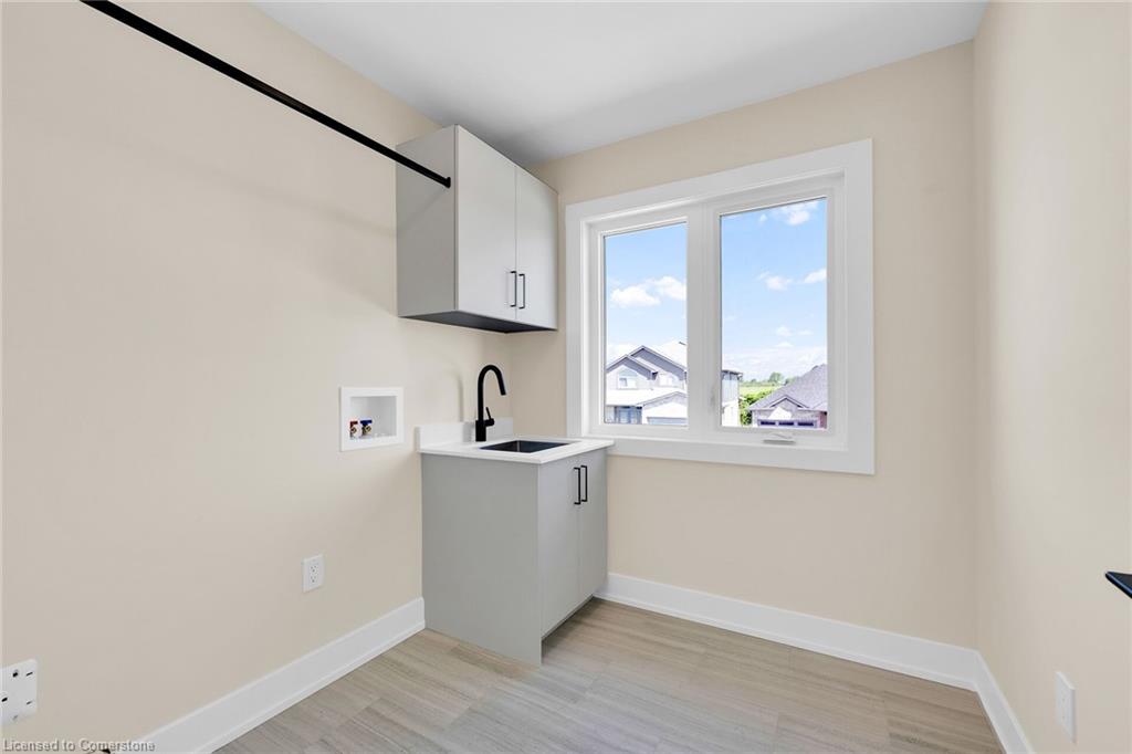 178 Lafayette Street E Property Photo 9