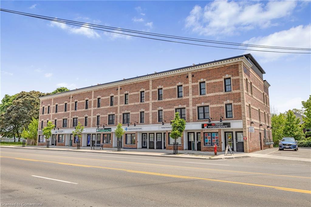 206-760 Lakeshore Road E Property Photo 1