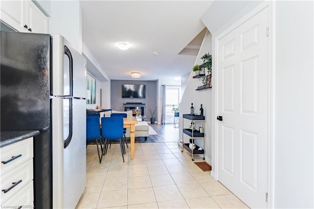 3-1328 Upper Sherman Avenue Property Photo 8
