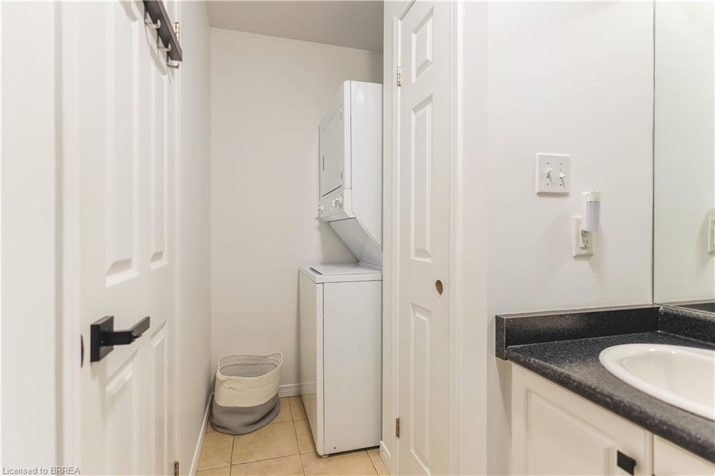 3-1328 Upper Sherman Avenue Property Photo 25