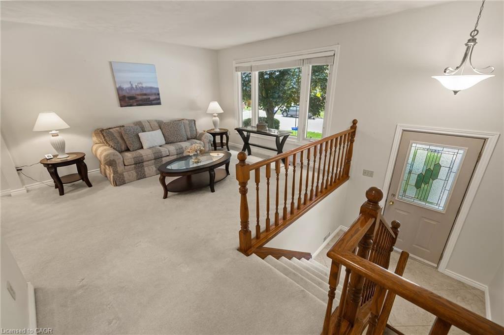 84 Bakersfield Drive Property Photo 5
