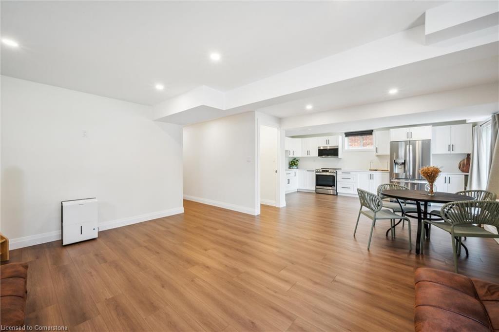 56 Sweeney Crescent Property Photo 29