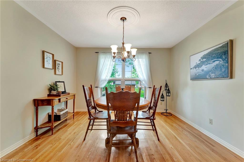 920 Walton Avenue N Property Photo 8
