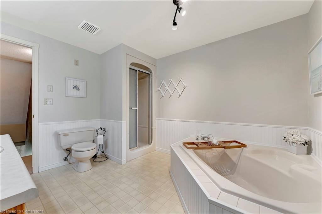 920 Walton Avenue N Property Photo 23