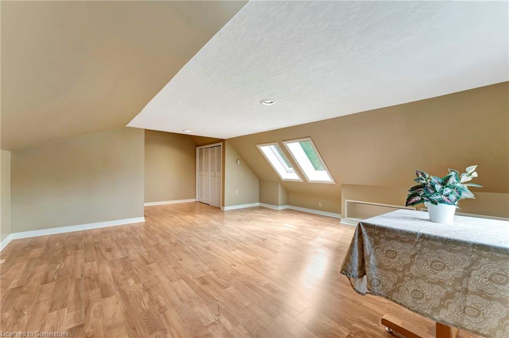 920 Walton Avenue N Property Photo 25
