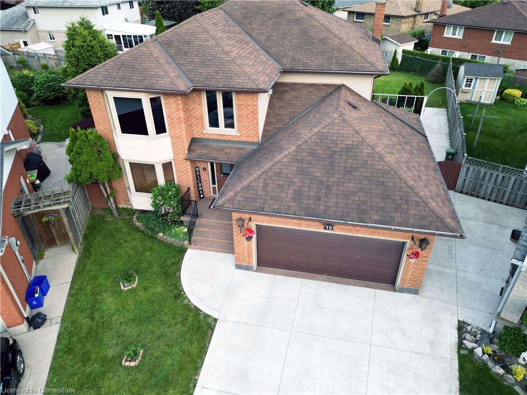 15 Talia Court Property Photo 3