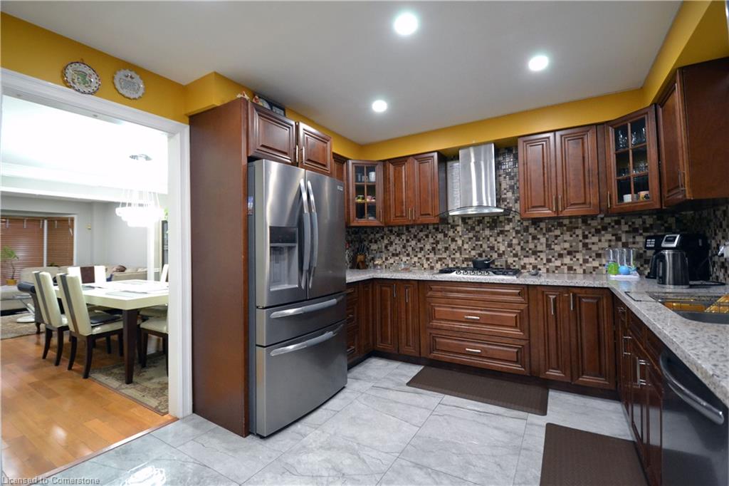 15 Talia Court Property Photo 11