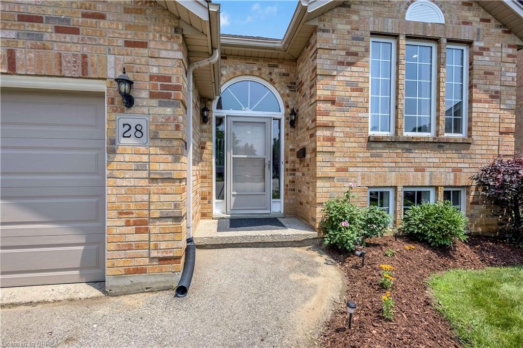 28 Strong Court Property Photo 3