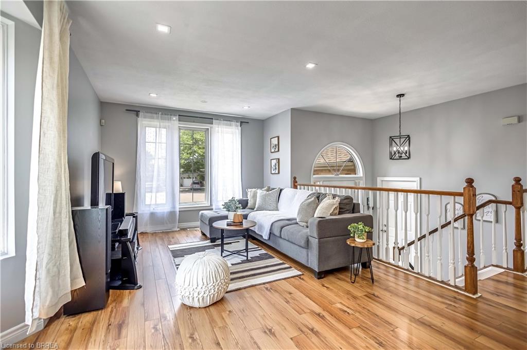 28 Strong Court Property Photo 5