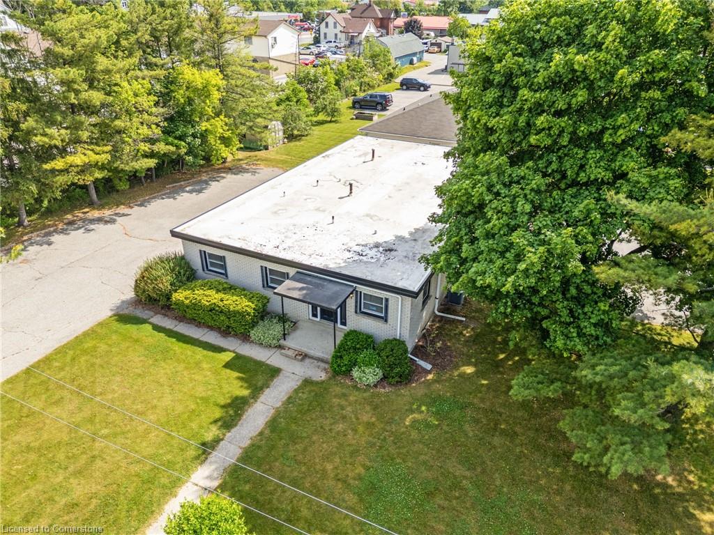 6 Munsee St S Property Photo 13