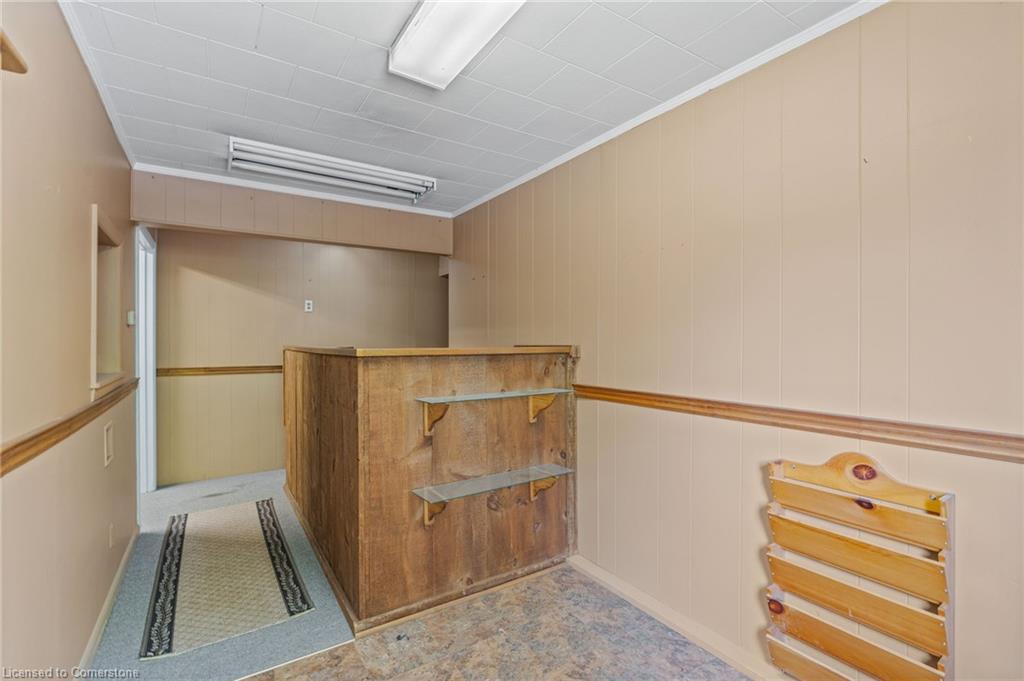 6 Munsee St S Property Photo 39
