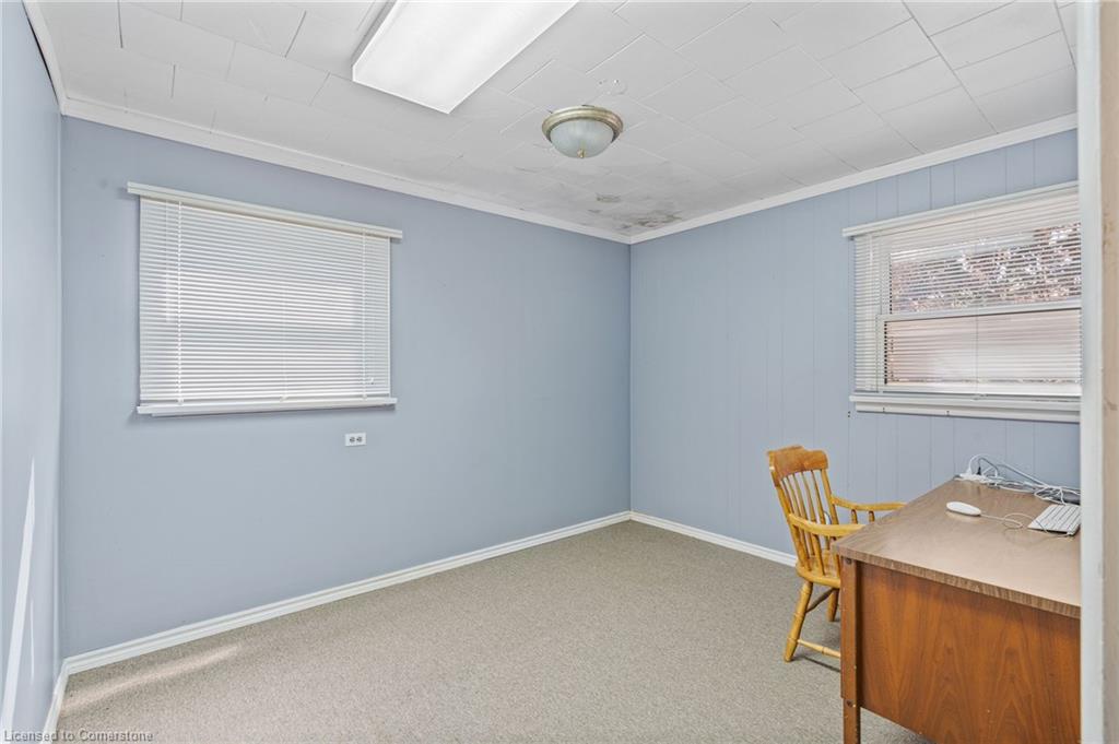 6 Munsee St S Property Photo 45