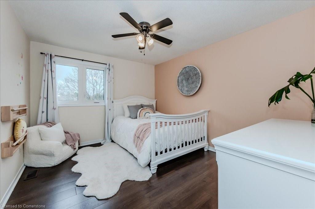 837 Edgar Street W Property Photo 16