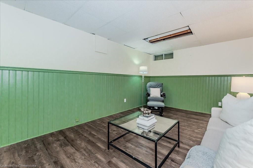 837 Edgar Street W Property Photo 26